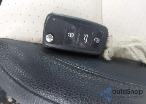 2016 Volkswagen Tiguan S из США, поврежденный, VIN WVGAV7AX1GW540163